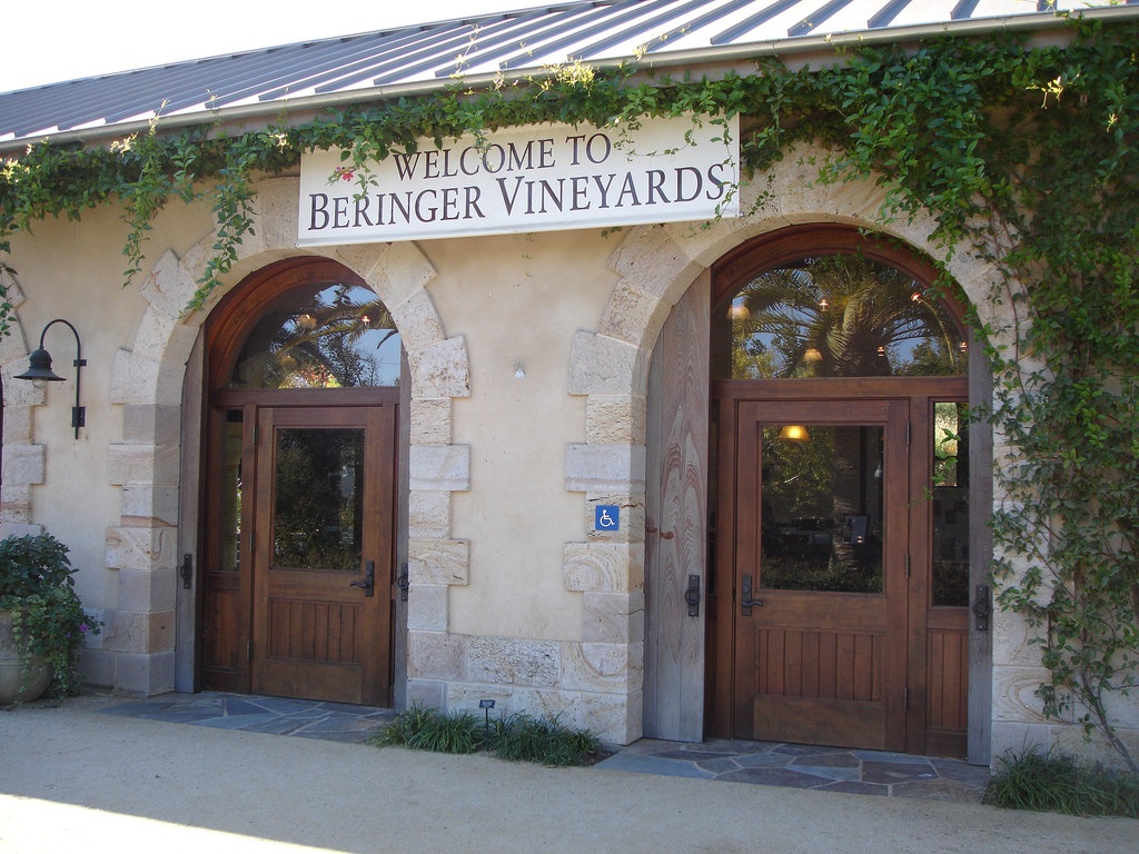 Beringer Vineyards front exterior