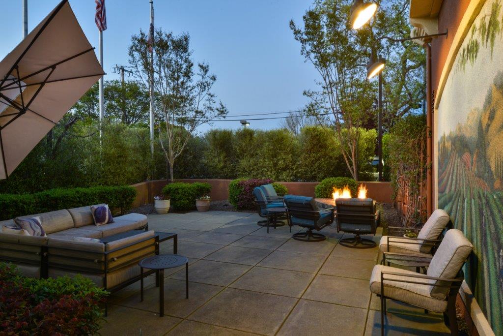 Outdoor lounge area with firepit