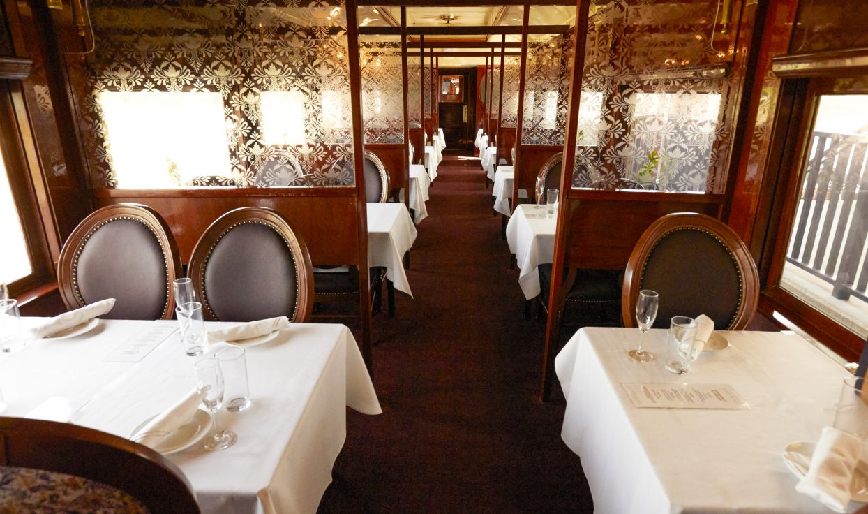 Elegant dining car
